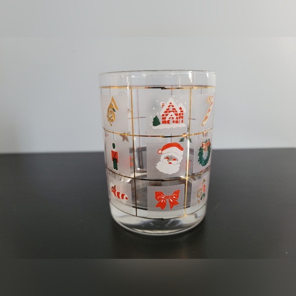 Culver Christmas Potpourri 12oz Double Old Fashioned Glass - Picture 2 of 9